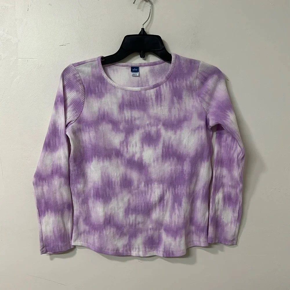 Old navy tee